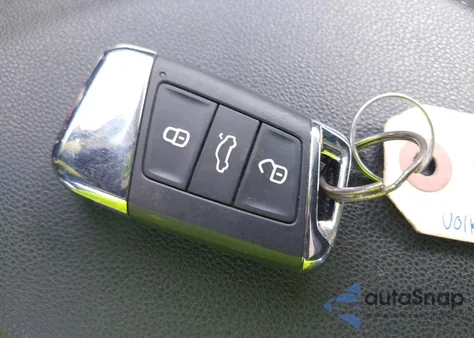 2020 Volkswagen Jetta 1.4T R-Line/1.4T S/1.4T Se from USA, damaged, VIN 3VWCB7BU5LM039701